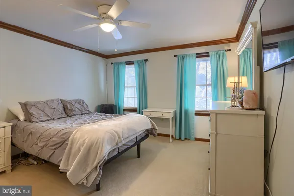 $309,900 | 18 Kings Arms, Mechanicsburg, PA 17050