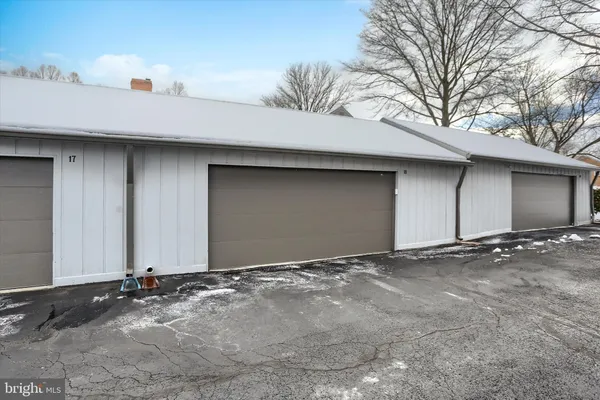 $309,900 | 18 Kings Arms, Mechanicsburg, PA 17050