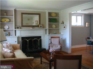 29 West Chelfield Road Glenside, PA 19038 - Photo 2 of 6 Gallery Image 2