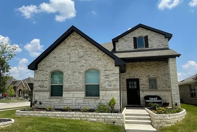 $2,900 | 1700 Emilia Drive, Celina, TX 75009