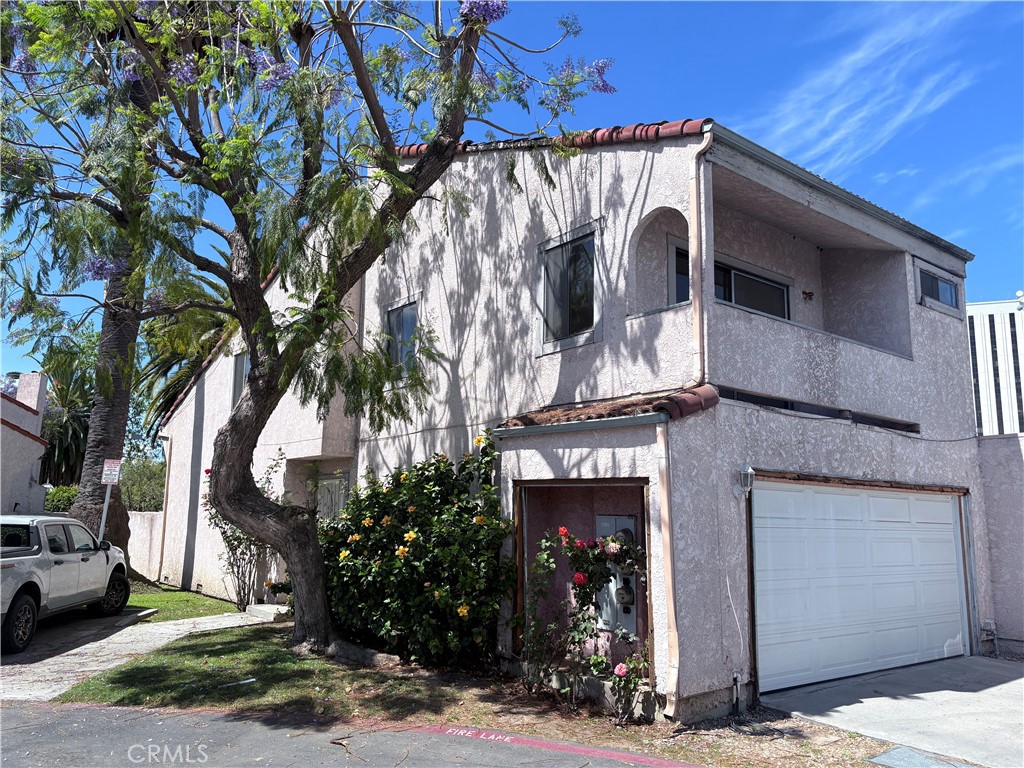 134 Racquet Club Drive Compton, CA 90220 - Photo 1 of 30 Frontal end unit