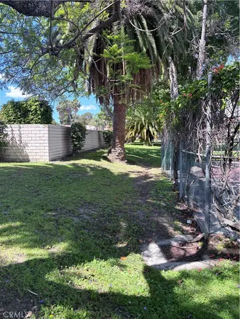 $499,000 | 134 Racquet Club Drive, Compton, CA 90220