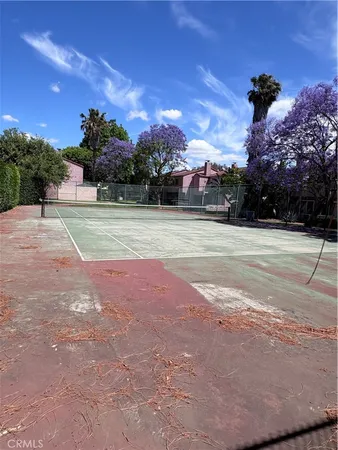 $499,000 | 134 Racquet Club Drive, Compton, CA 90220