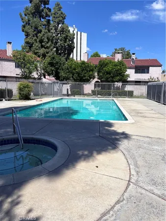 $499,000 | 134 Racquet Club Drive, Compton, CA 90220