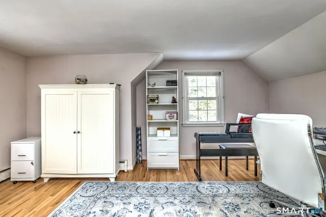 $485,000 | 10 Woodcliff Drive, Simsbury, CT 06070