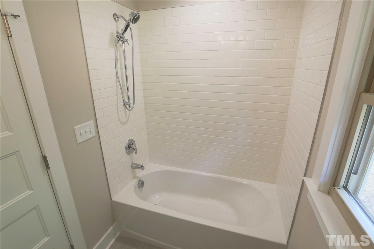 208 Gary Street Raleigh, NC 27606 - Photo 14 of 18