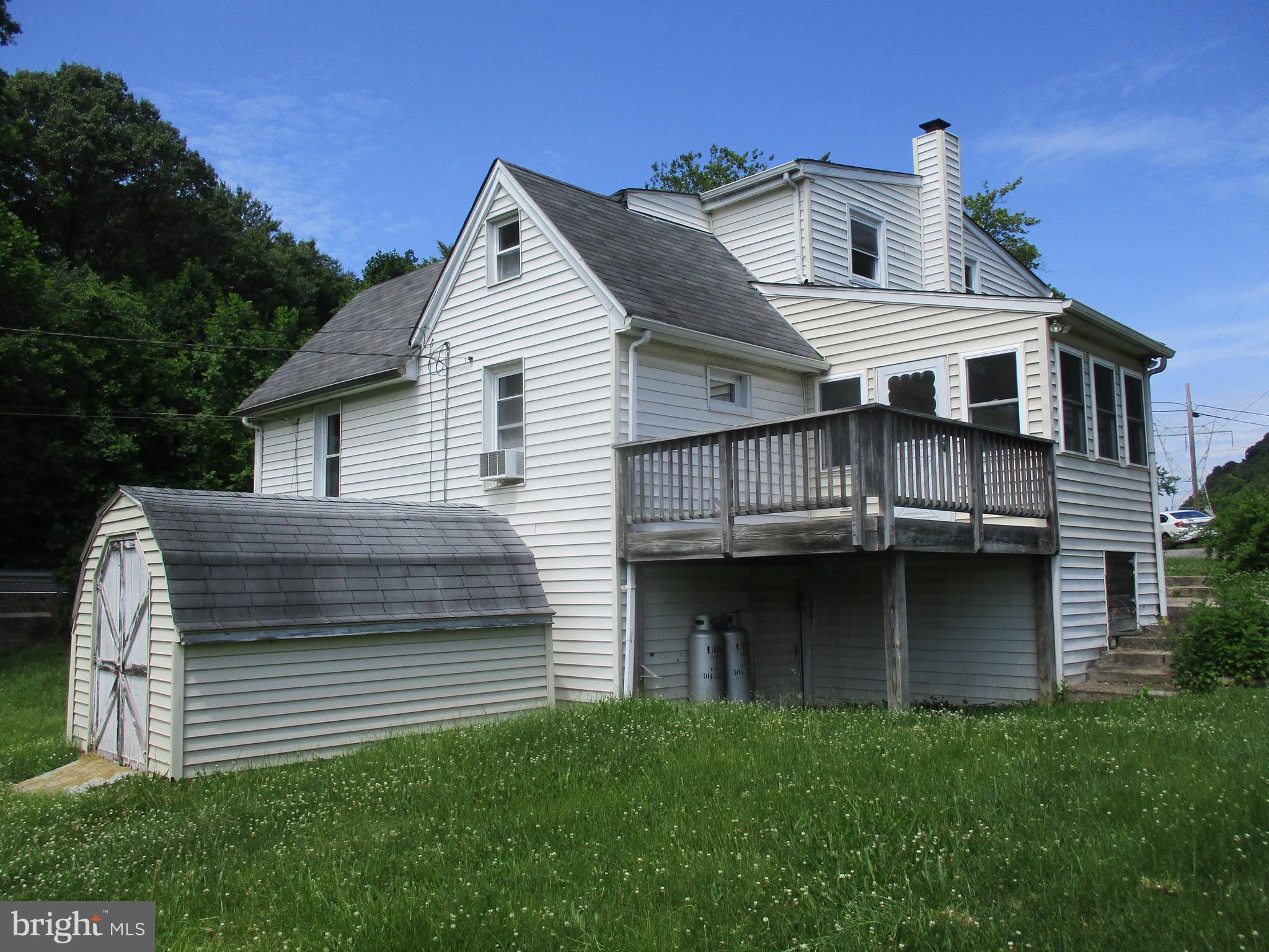 5667 Landing Road Elkridge, MD 21075 - Photo 4 of 12 Back of home