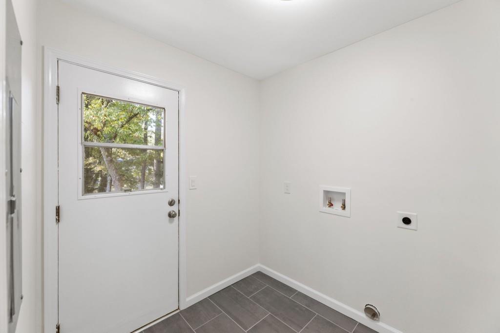 3849 Cardinal Drive Tucker, GA 30084 - Photo 10 of 30