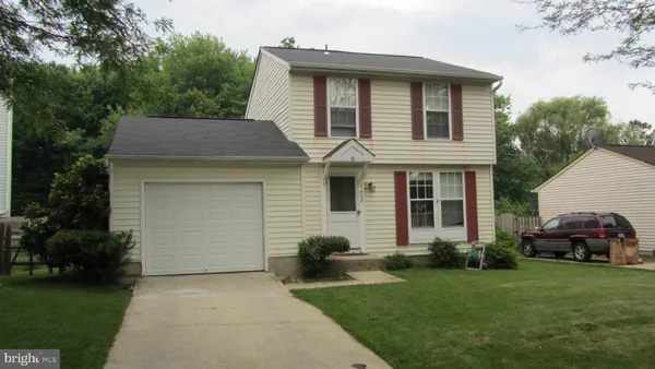 $2,850 | 7408 Lake Katrine Terrace, Gaithersburg, MD 20879