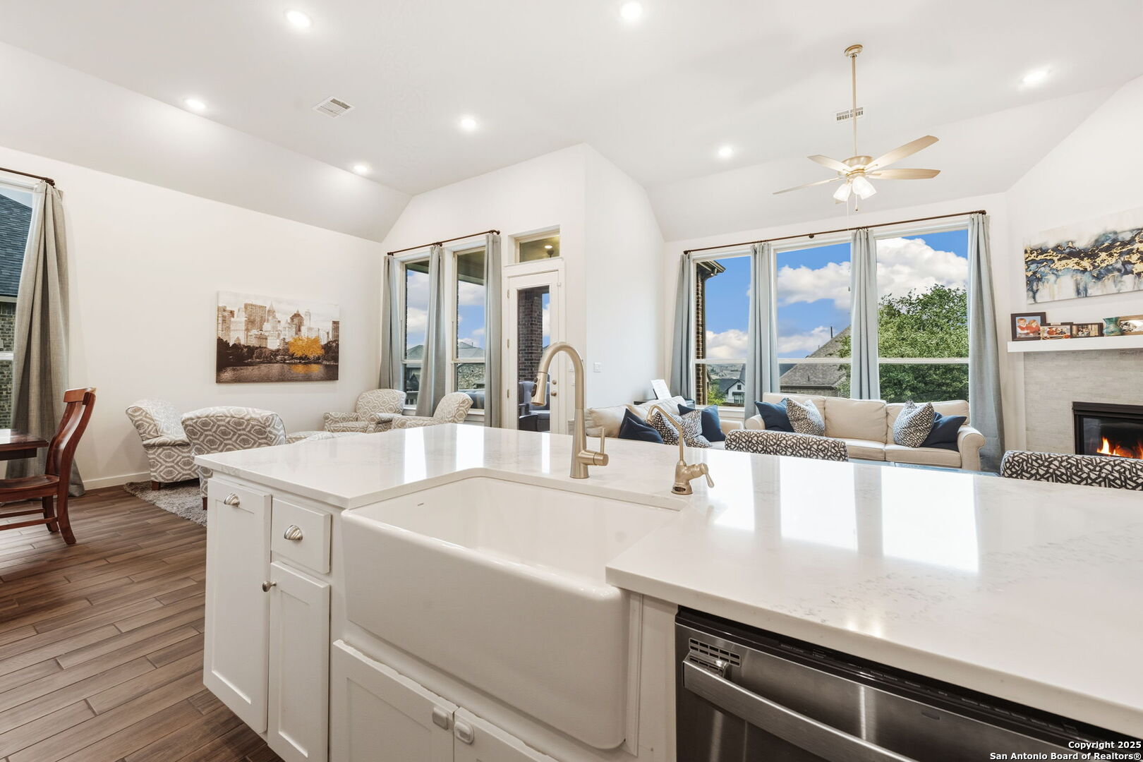 120 Quiet Oak Road San Marcos, TX 78666 - Photo 15 of 44