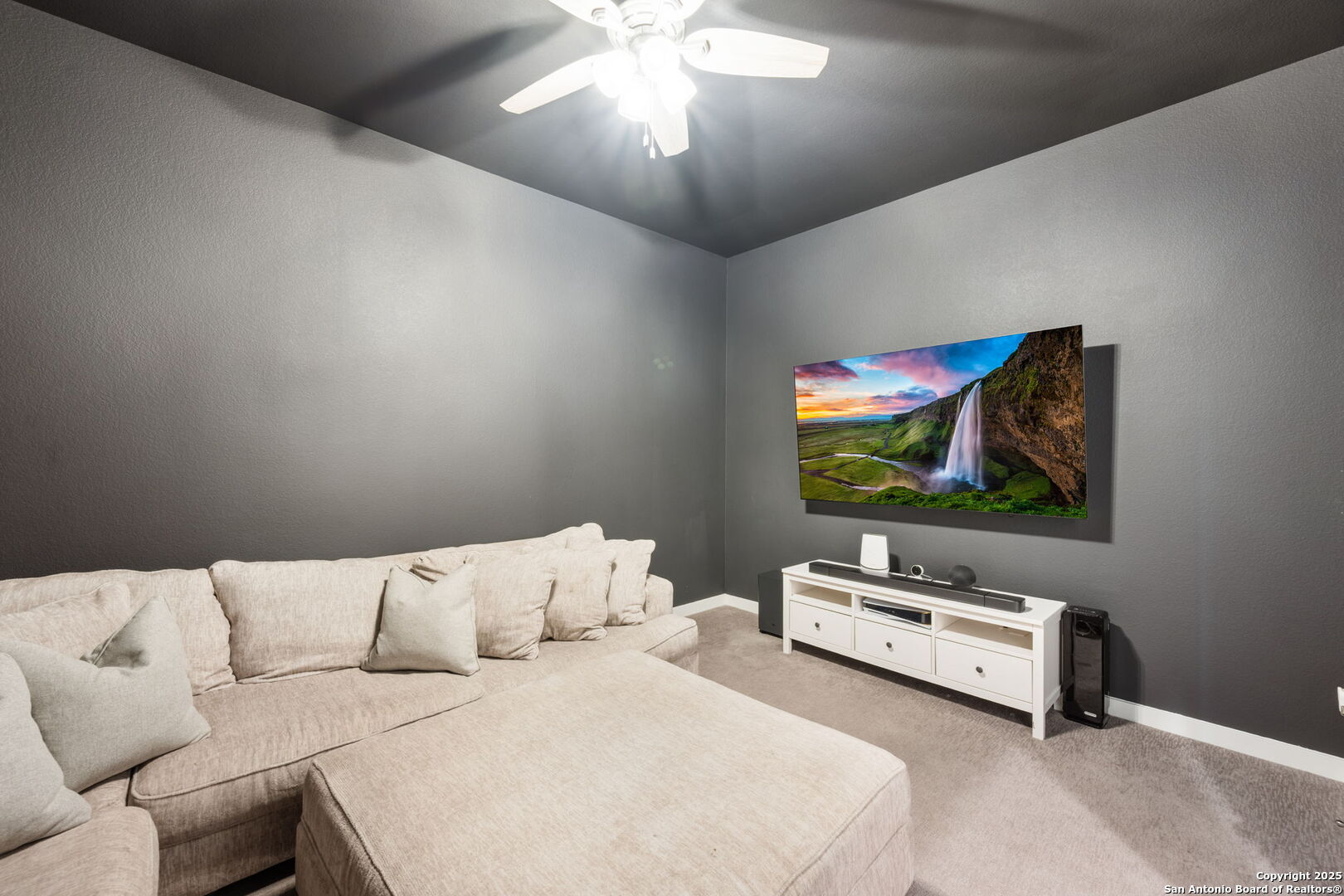 120 Quiet Oak Road San Marcos, TX 78666 - Photo 6 of 44