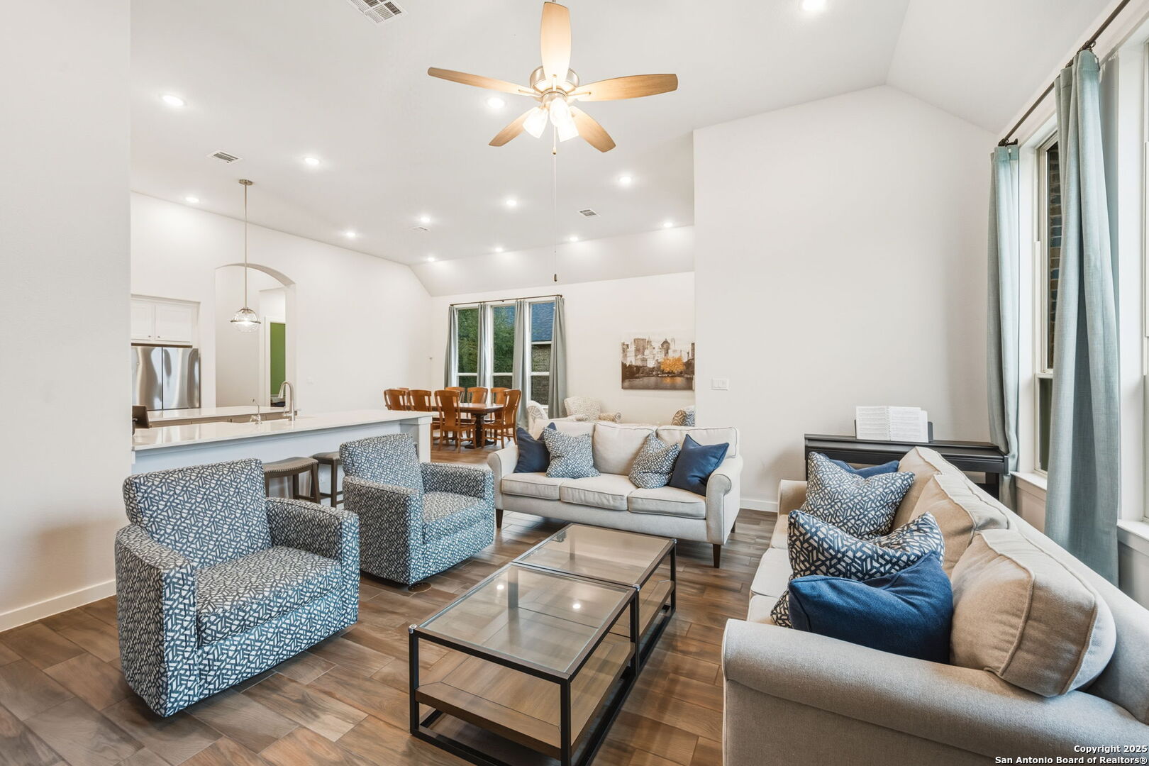 120 Quiet Oak Road San Marcos, TX 78666 - Photo 9 of 44