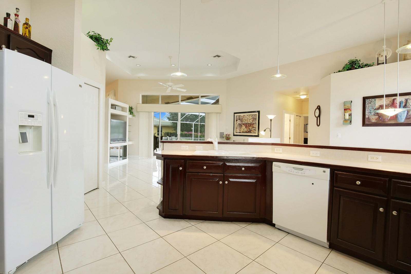 8698 Sawpine Road Delray Beach, FL 33446 - Photo 10 of 27 Kitchen