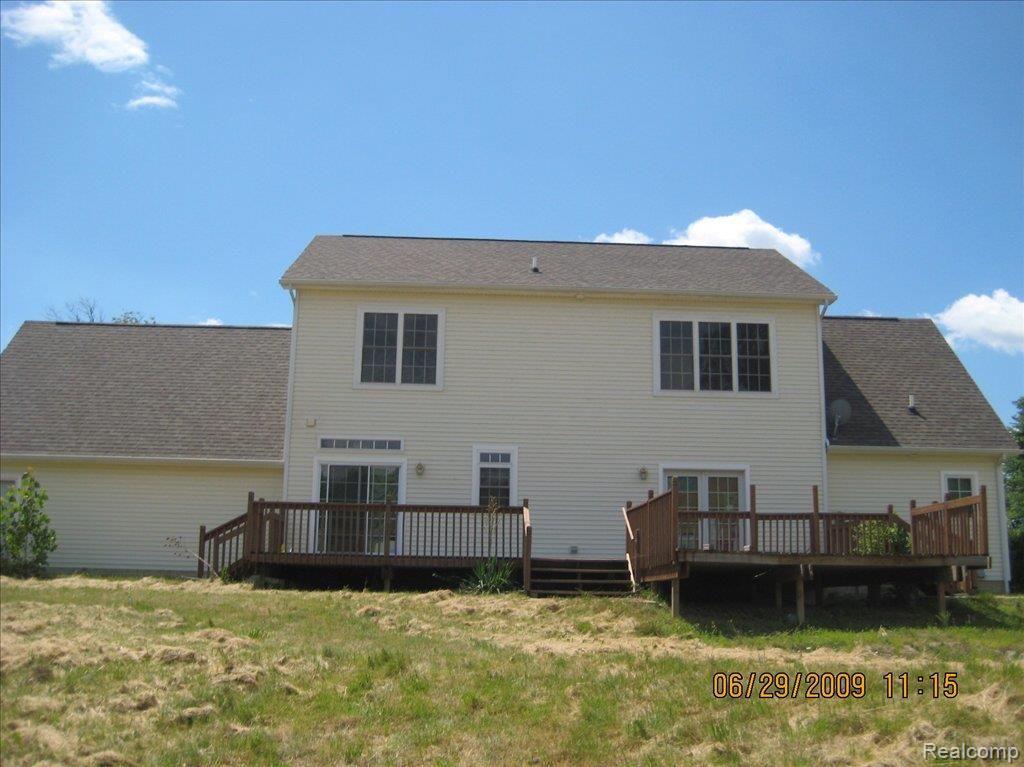 46616 Wear Road Belleville, MI 48111 - Photo 2 of 5 Backview