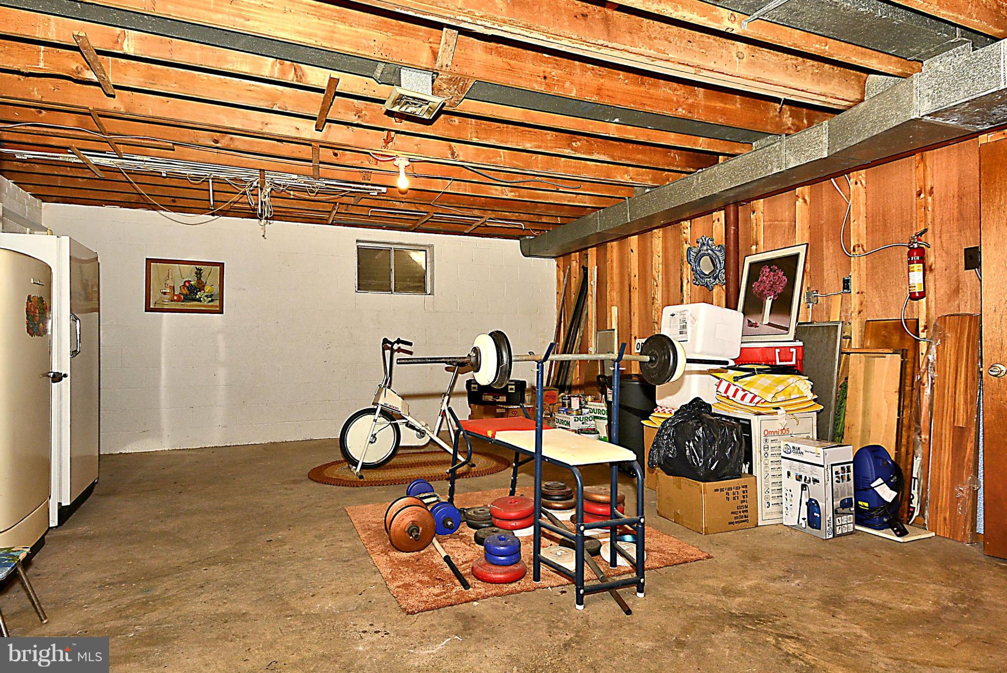 901 Orchard Way Silver Spring, MD 20904 - Photo 18 of 24 Basement - Work shop