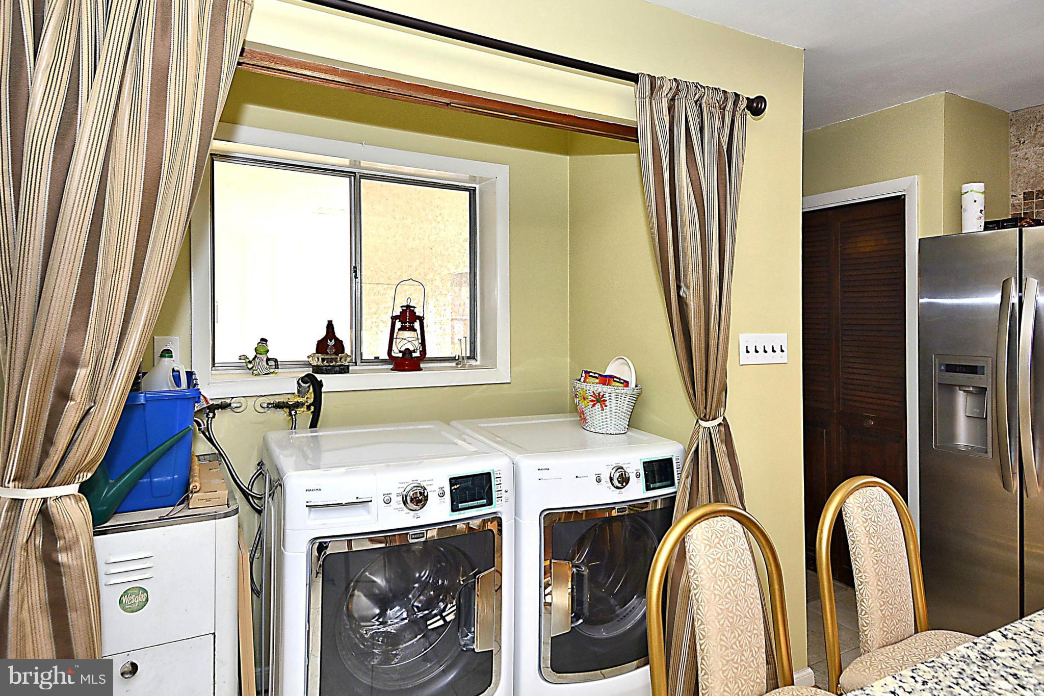 901 Orchard Way Silver Spring, MD 20904 - Photo 6 of 24 Interior (General) - Laundry area off kitchen