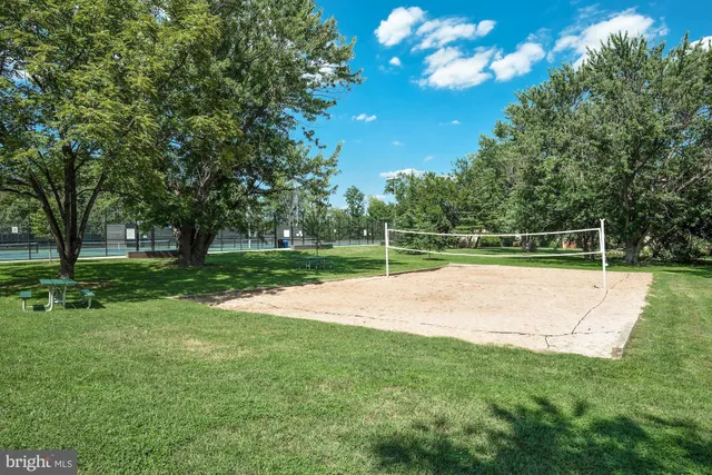 a view of outdoor space