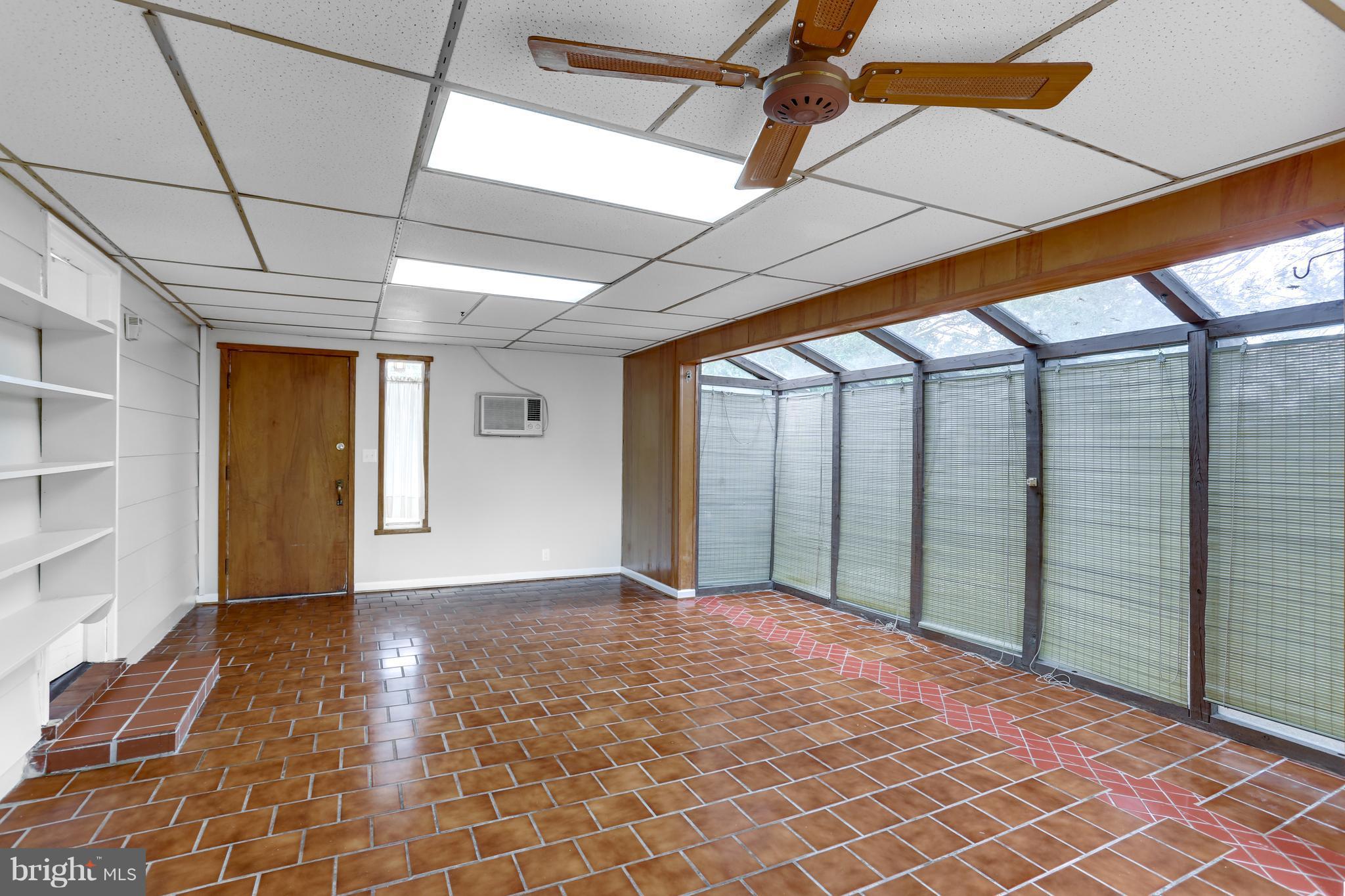 8412 Schultz Road Clinton, MD 20735 - Photo 27 of 30 Family Rm with Greenhouse windows.
