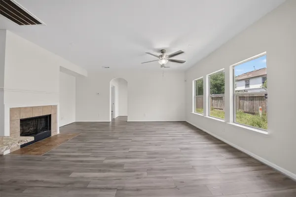 $2,000 | 1318 Hawks Nest Drive, Houston, TX 77067