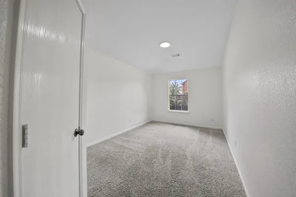 $2,000 | 1318 Hawks Nest Drive, Houston, TX 77067