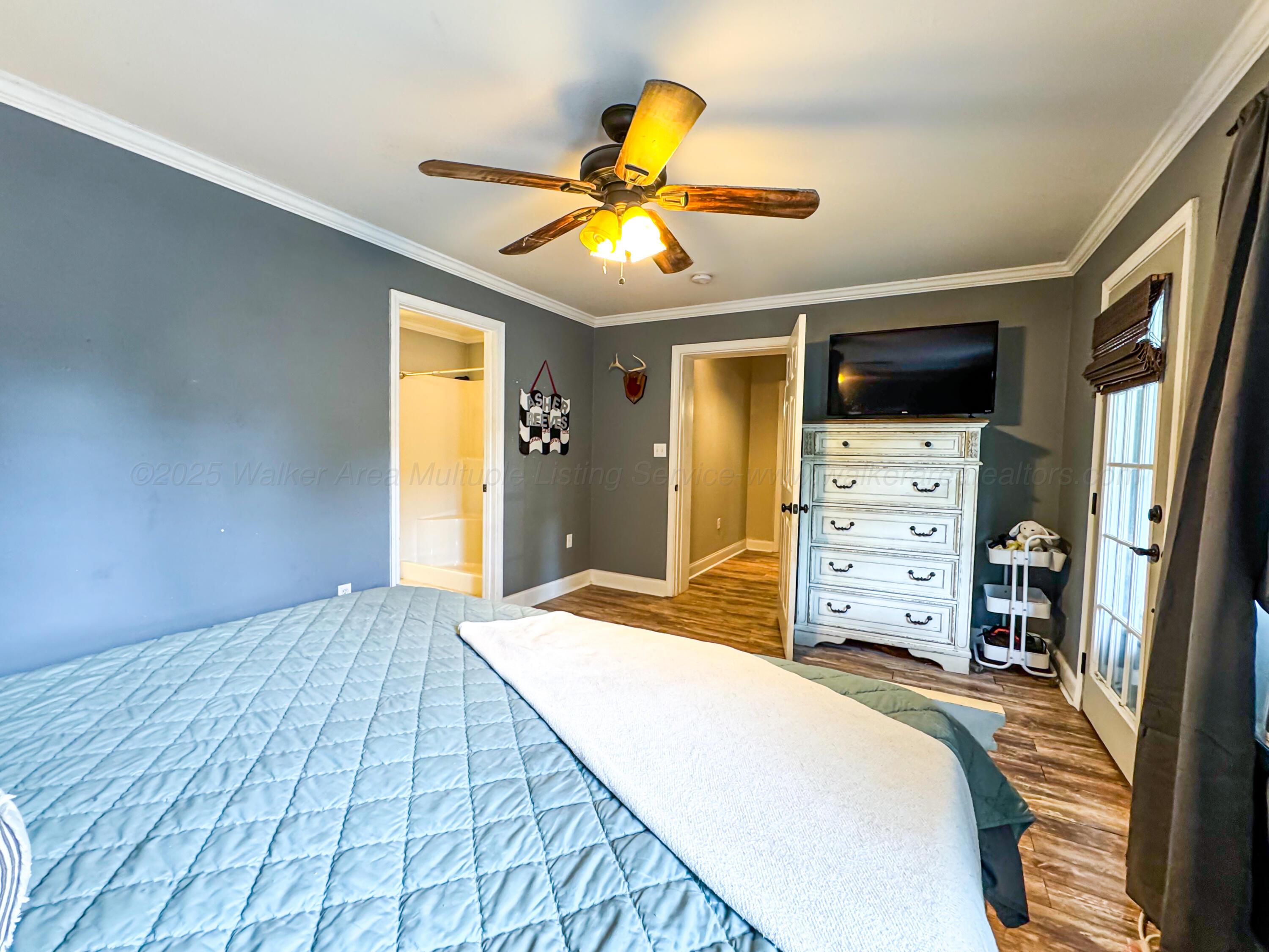 607 Court Road Winfield, AL 35594 - Photo 18 of 39 Primary Bedroom
