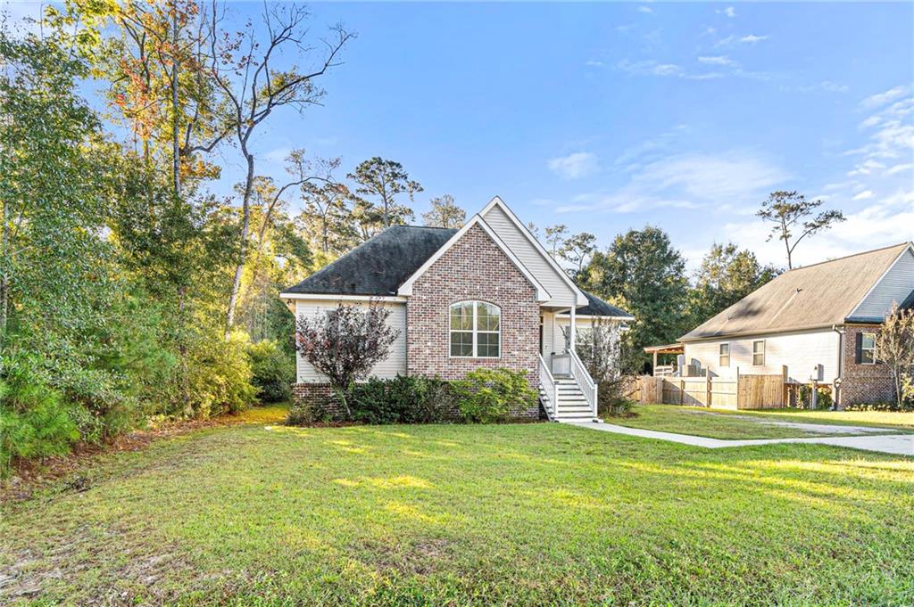 60486 Dresden Drive Lacombe, LA 70445 - Photo 2 of 15