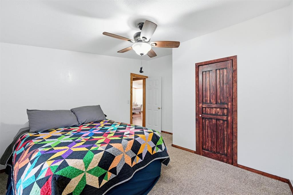 2421 Edwards Road Van Alstyne, TX 75495 - Photo 19 of 40