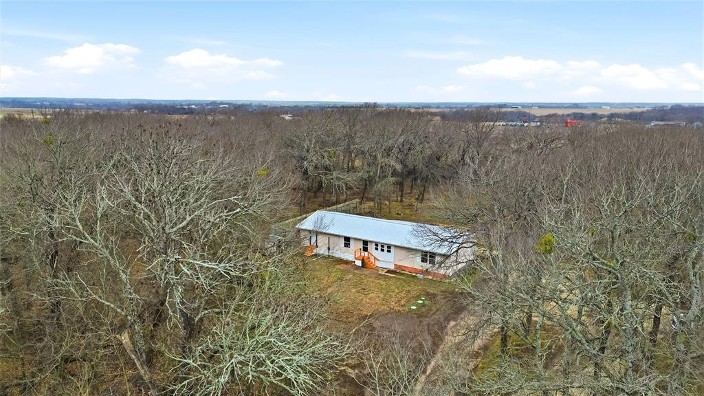 2421 Edwards Road Van Alstyne, TX 75495 - Photo 3 of 40 a view of a terrace with skyline