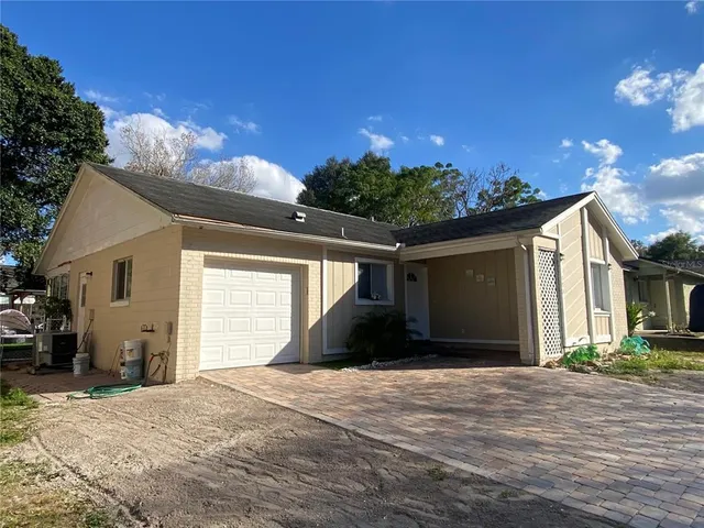 $319,000 | 173 Lake Drive, Orlando, FL 32835