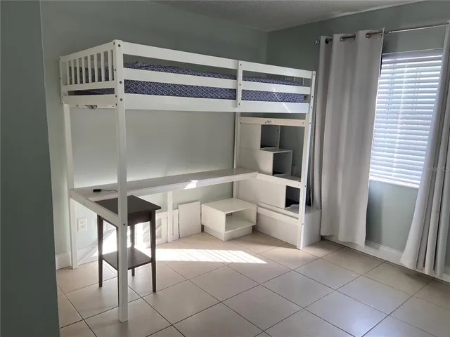 $319,000 | 173 Lake Drive, Orlando, FL 32835