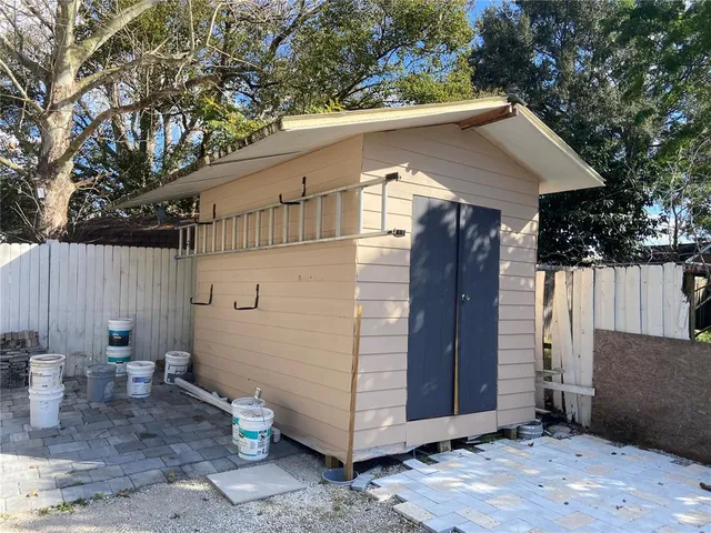 $319,000 | 173 Lake Drive, Orlando, FL 32835