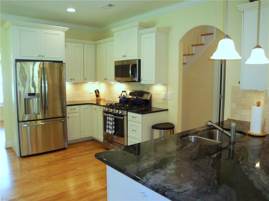 2259 Renaissance Lane High Point, NC 27262 - Photo 7 of 23 Gallery Image 7