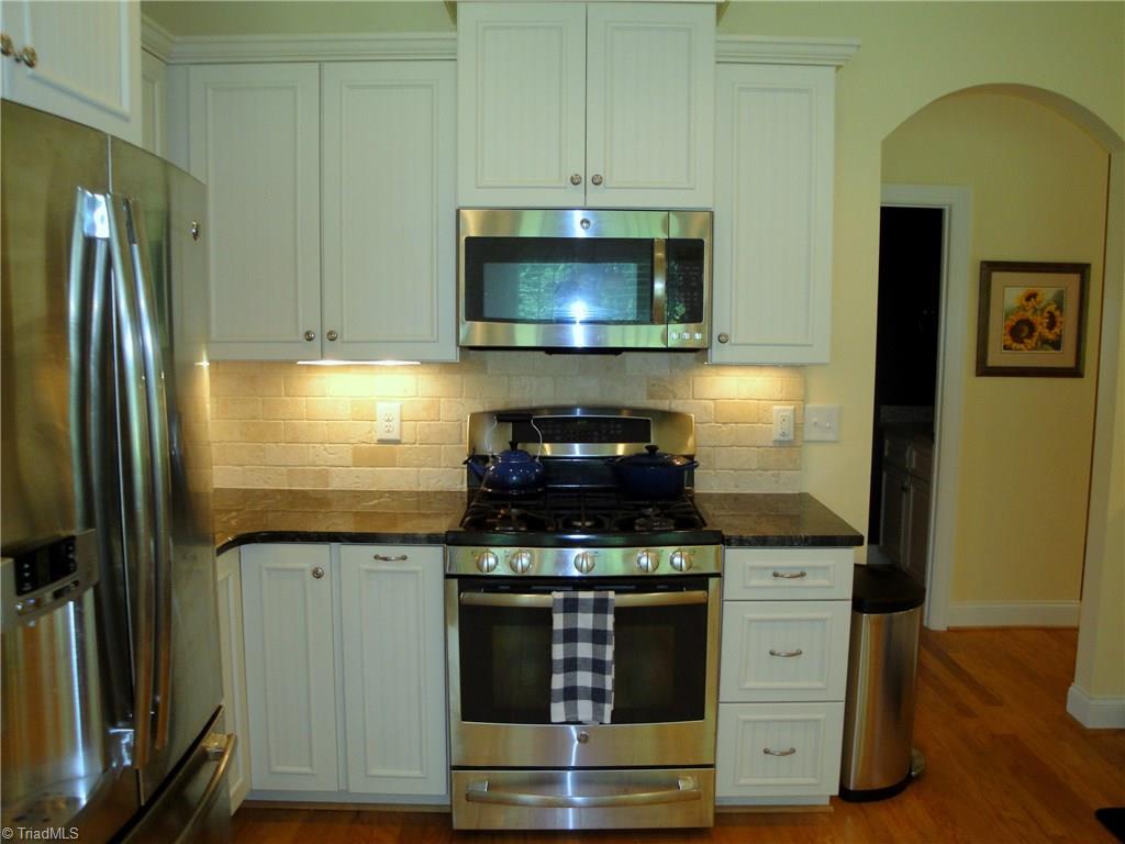 2259 Renaissance Lane High Point, NC 27262 - Photo 10 of 23 Gallery Image 10