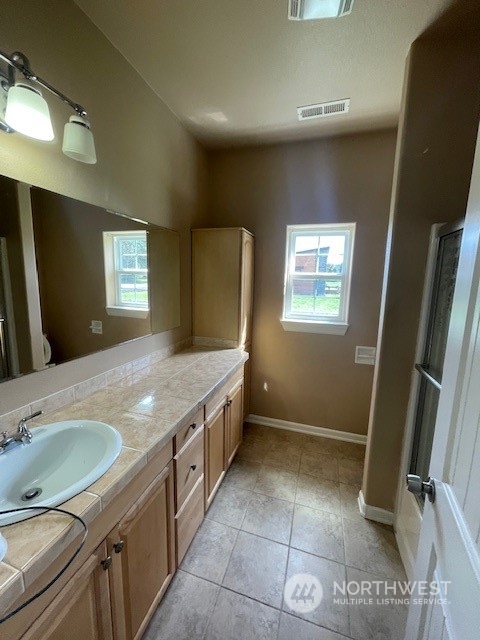 2515 South Fork Road Raymond, WA 98577 - Photo 7 of 12 Gallery Image 7