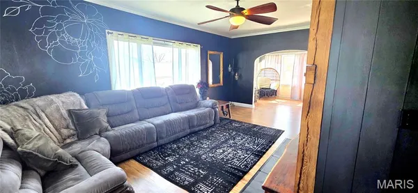 $265,000 | 925 Lehmen Drive, Chester, IL 62233