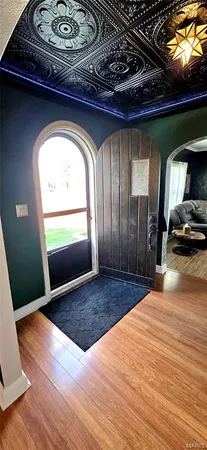 $265,000 | 925 Lehmen Drive, Chester, IL 62233