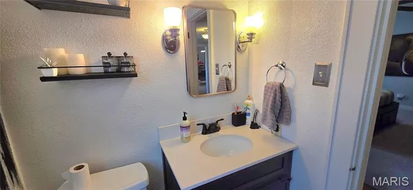 $265,000 | 925 Lehmen Drive, Chester, IL 62233