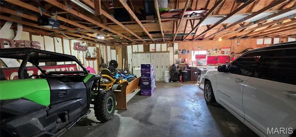 $265,000 | 925 Lehmen Drive, Chester, IL 62233