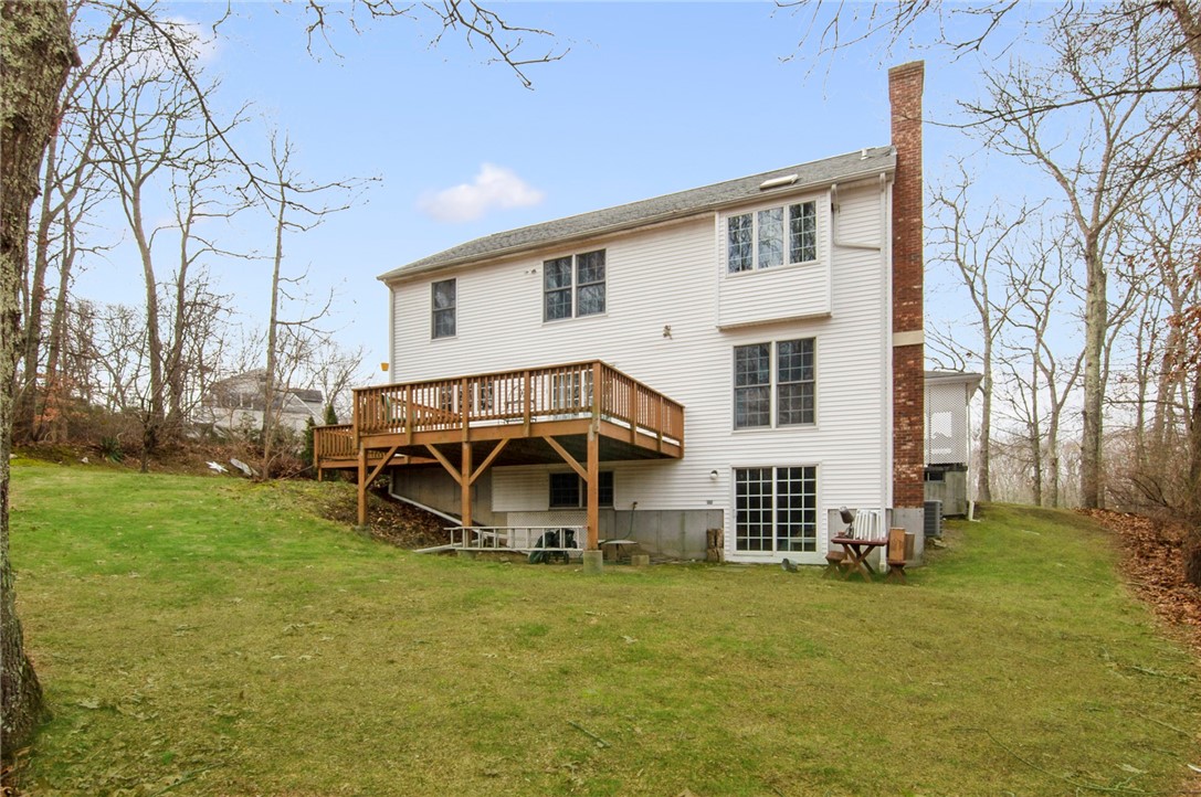 40 Rockridge Road Westerly, RI 02891 - Photo 30 of 33