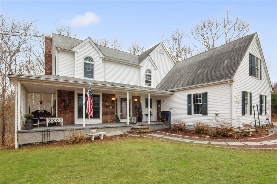40 Rockridge Road Westerly, RI 02891 - Photo 5 of 33