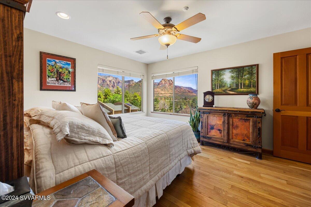 520 Jordan Road, Unit 9 Sedona, AZ 86336 - Photo 13 of 32 Primary Suite