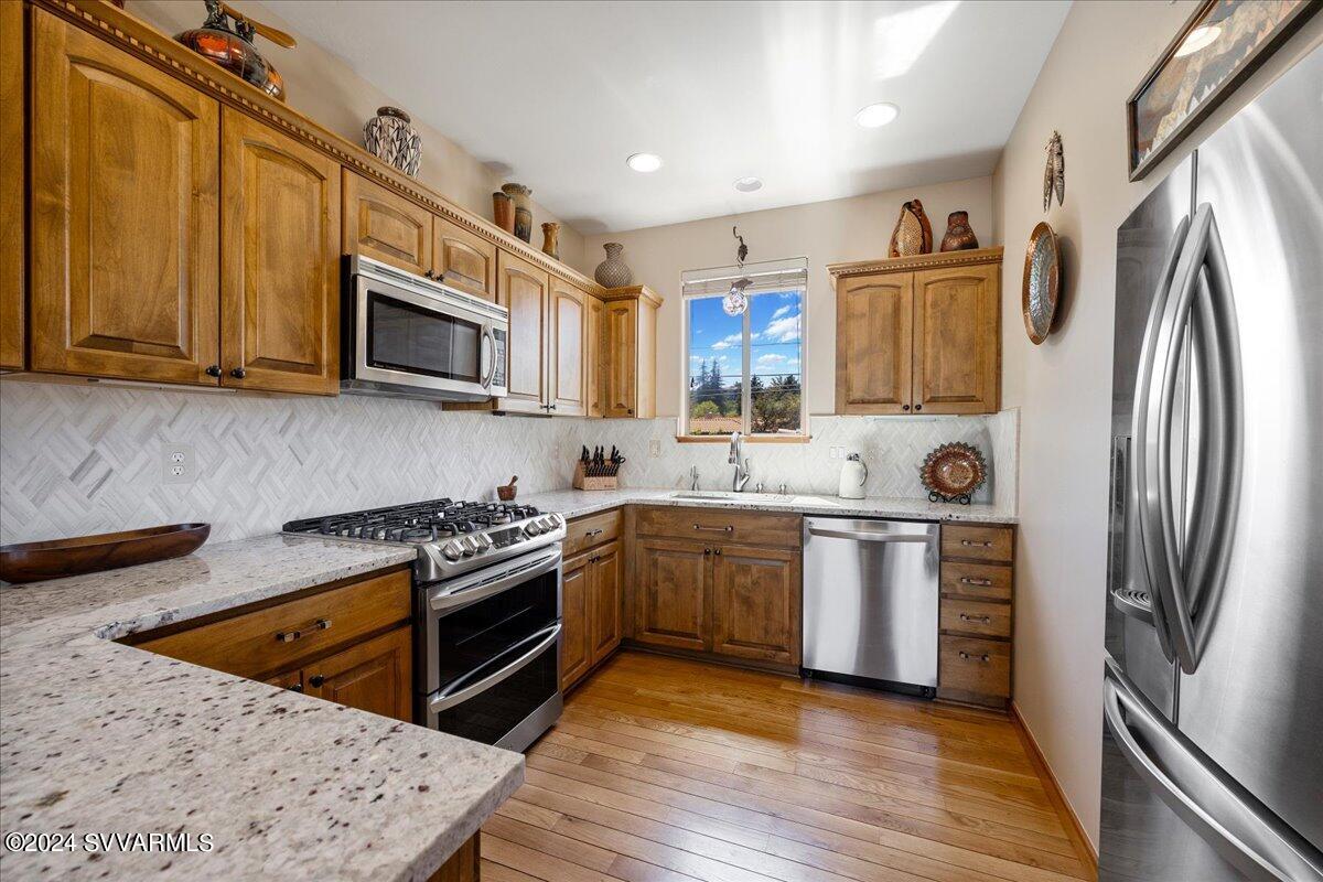 520 Jordan Road, Unit 9 Sedona, AZ 86336 - Photo 6 of 32 Kitchen