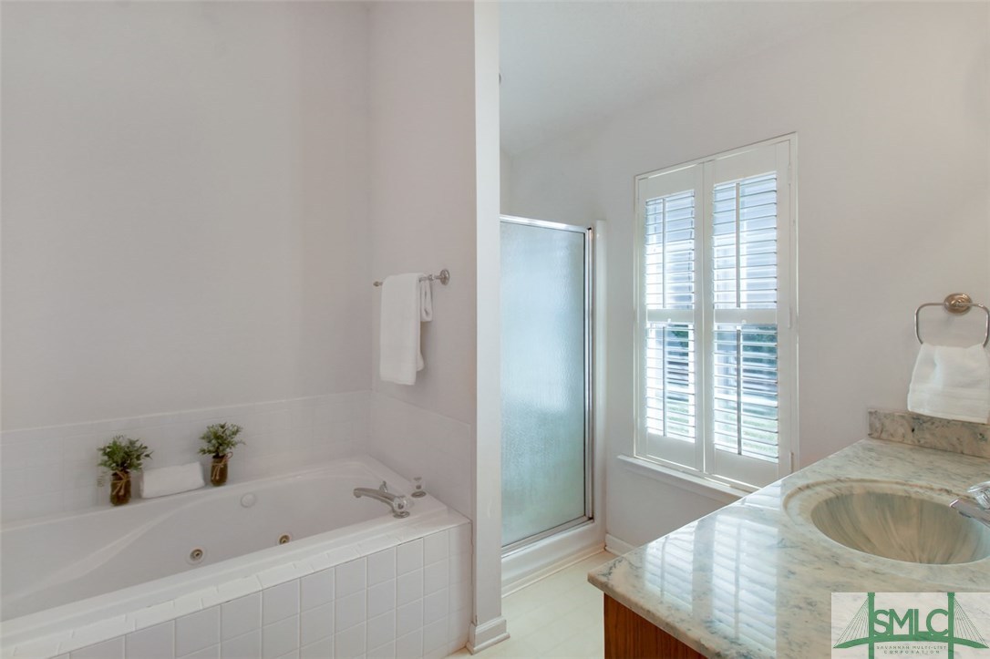 304 Walthour Drive Rincon, GA 31326 - Photo 16 of 40 Master bath with separate jetted tub and shower