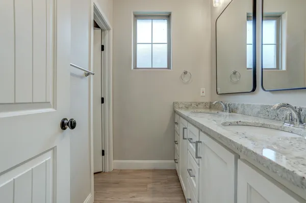 $335,000 | 204 Joliet Avenue, Levelland, TX 79336