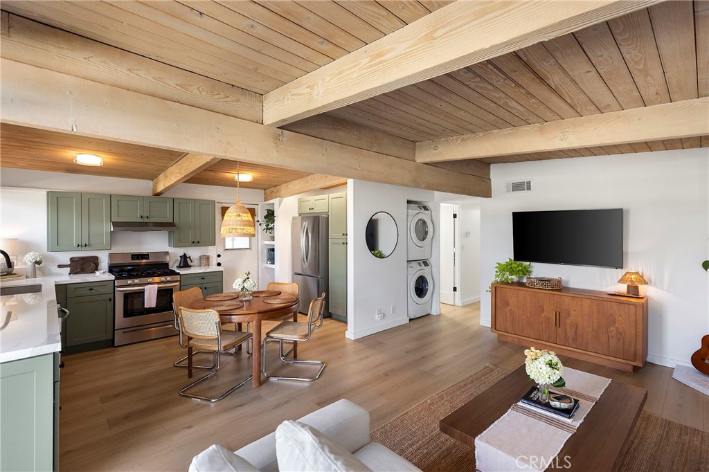 208 Del Gado Road San Clemente, CA 92672 - Photo 16 of 44