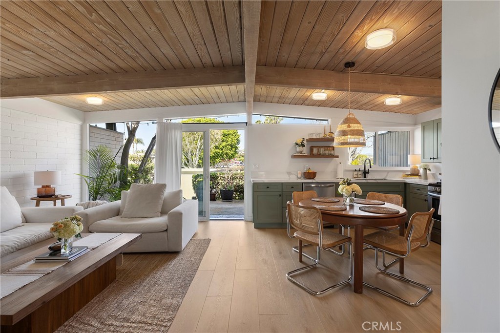 208 Del Gado Road San Clemente, CA 92672 - Photo 6 of 44