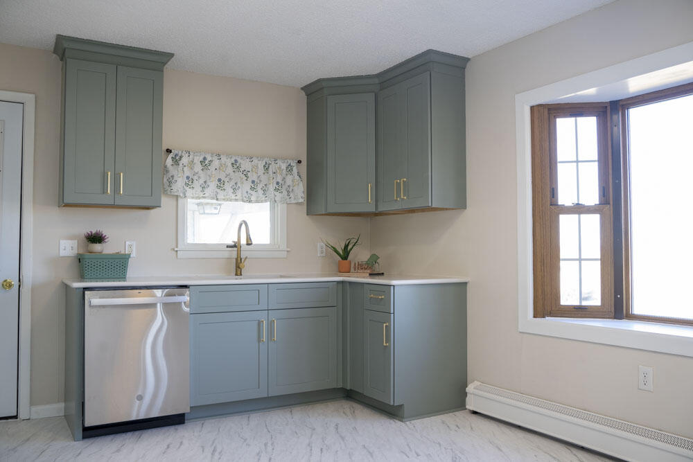 105 Burke Road Plattsburgh, NY 12901 - Photo 4 of 27 Gallery Image 4
