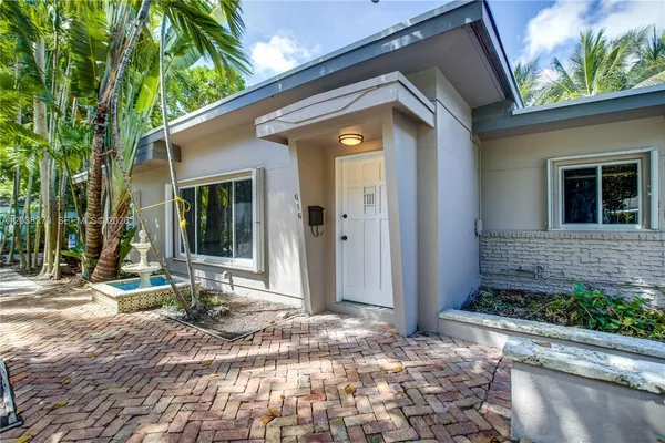 $5,900 | 616 Southwest 11th Court, Fort Lauderdale, FL 33315