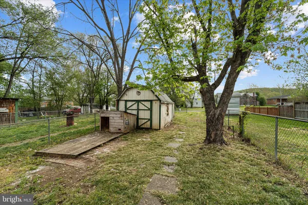 $230,000 | 316 Ritenour Street, Front Royal, VA 22630