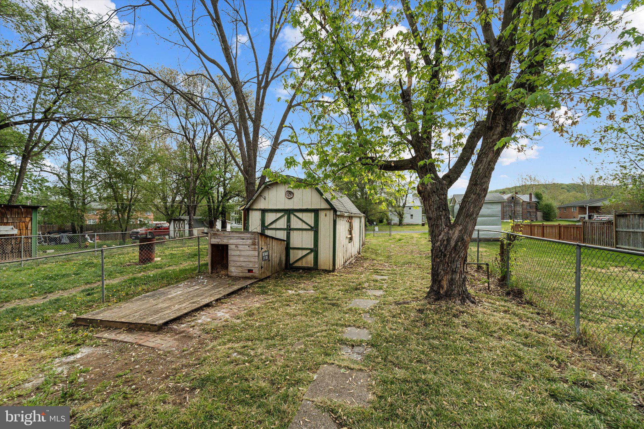 316 Ritenour Street Front Royal, VA 22630 - Photo 28 of 33